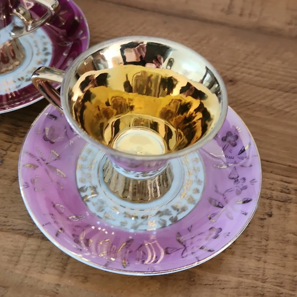 Vintage demitasse lusterware tea & saucer set - Picture 7 of 8